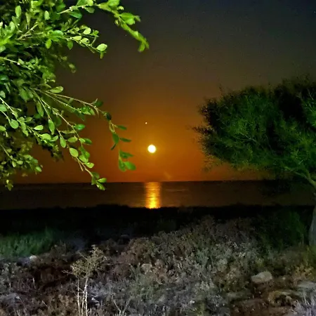 Paradise Karpaz & Restaurant Pensionat *