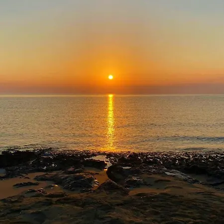 Paradise Karpaz & Restaurant Vendégház *