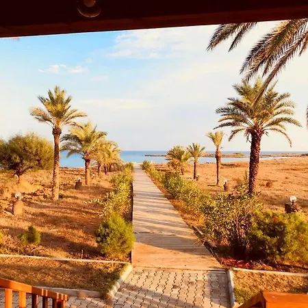 Paradise Karpaz & Restaurant Rizokarpaso