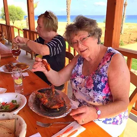 Paradise Karpaz & Restaurant * Rizokarpaso