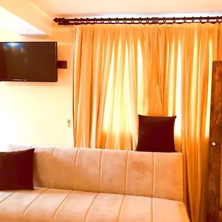 Paradise Karpaz & Restaurant Pensión *